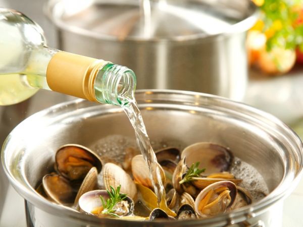 vinho branco para cozinhar