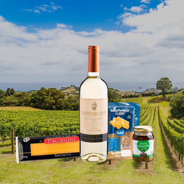 Kit Vinho Sauvignon Blanc e Massa com Pesto - Oferta