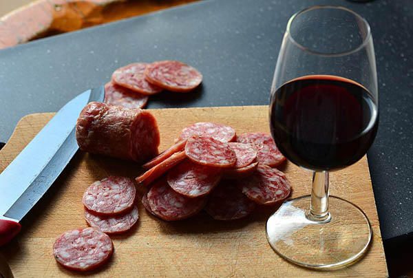 San Marzano Miluna Rosso Puglia IGP 2023 - Harmonização