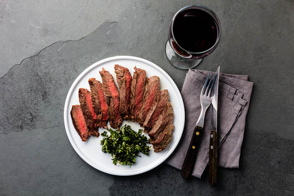 Famille Perrin Châteauneuf-du-Pape Les Sinards Rouge 2020 - Harmonização