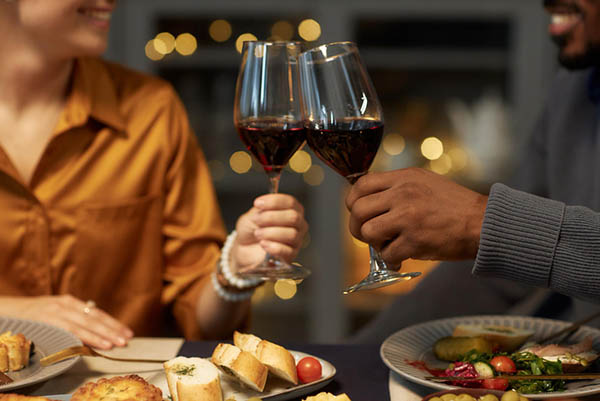 Kit 3 Achados de Bordeaux – Tintos Franceses que Valem Muito Mais do que Custam - Brindando