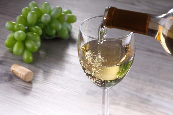 Vinho Chardonnay - feito com a rainha das uvas brancas